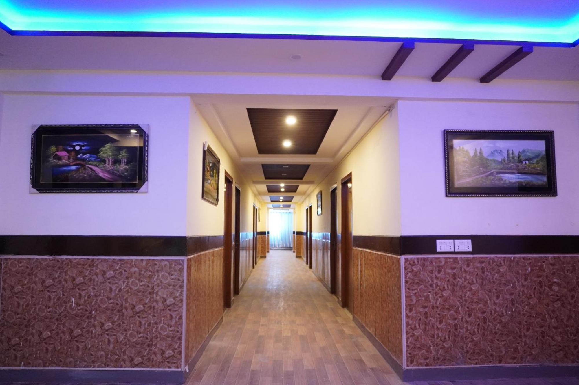 National Hotel Lahore Exterior foto